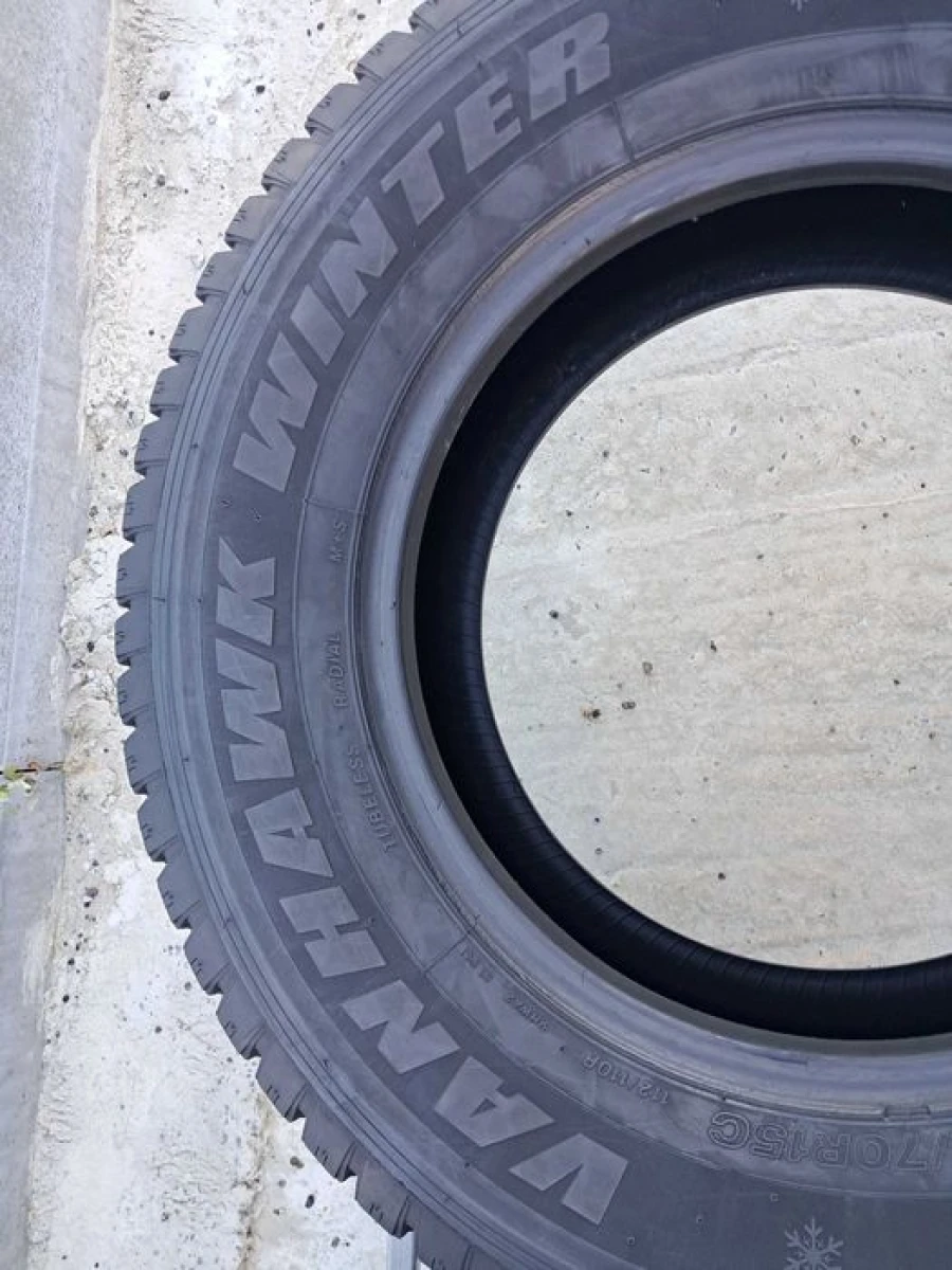 Резина зима 90% протектор Firestone 225/70 R15C Van Hawk Winter