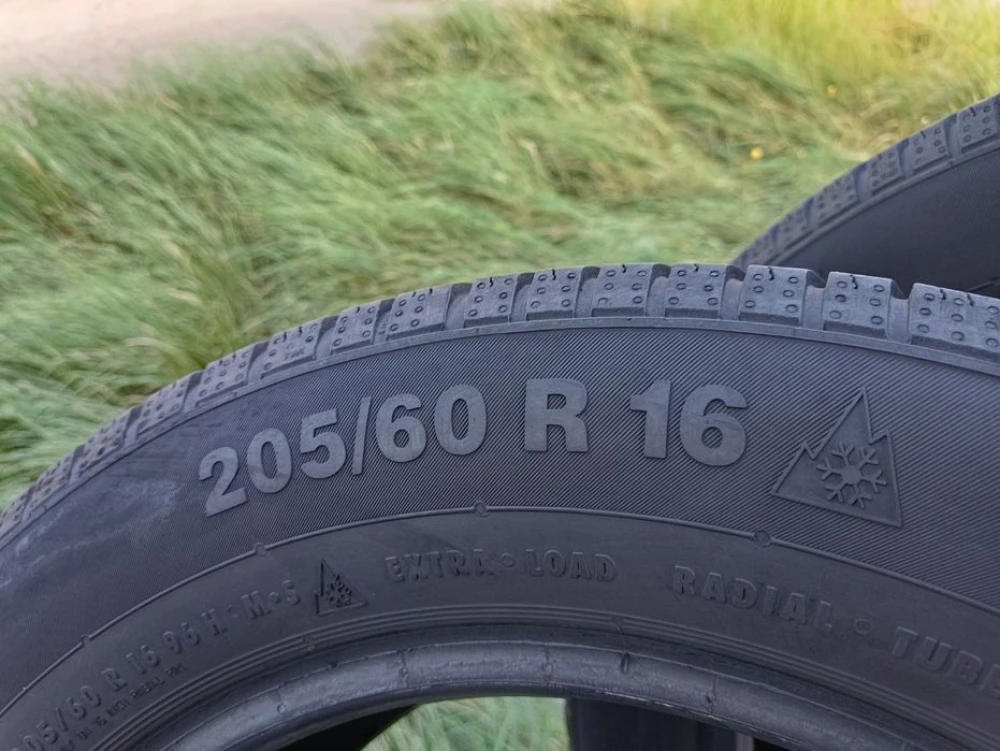 Зимові шини Continental ContiWinterContact ts830 205/60 R16 резина Р16