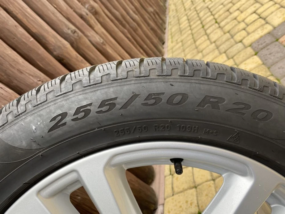 Диски колеса резина зима Audi Q7. Touareg CR 5 112 R20