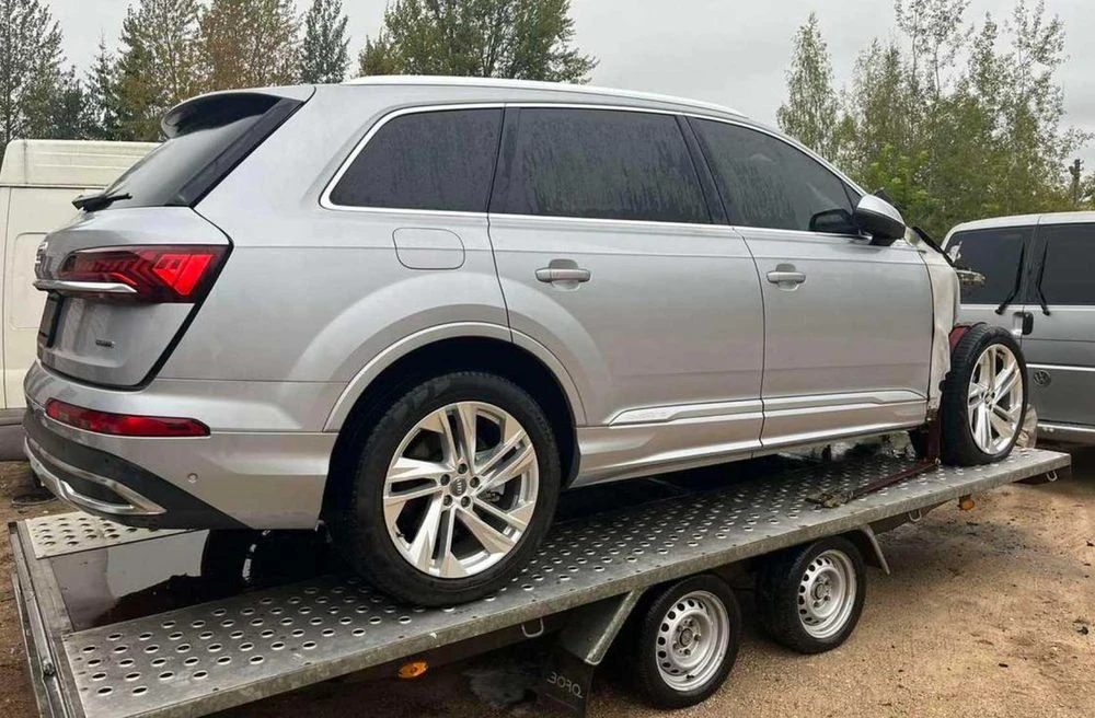 Audi Q7 кузов, запчастини