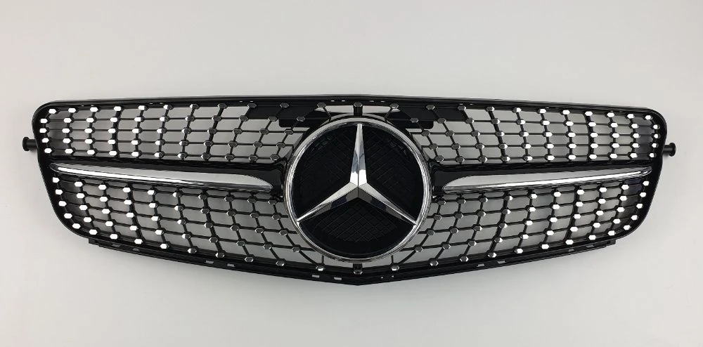 Решетка радиатора Mercedes C w203 w204 w205 (99-20) AMG C63 Diamond Gt