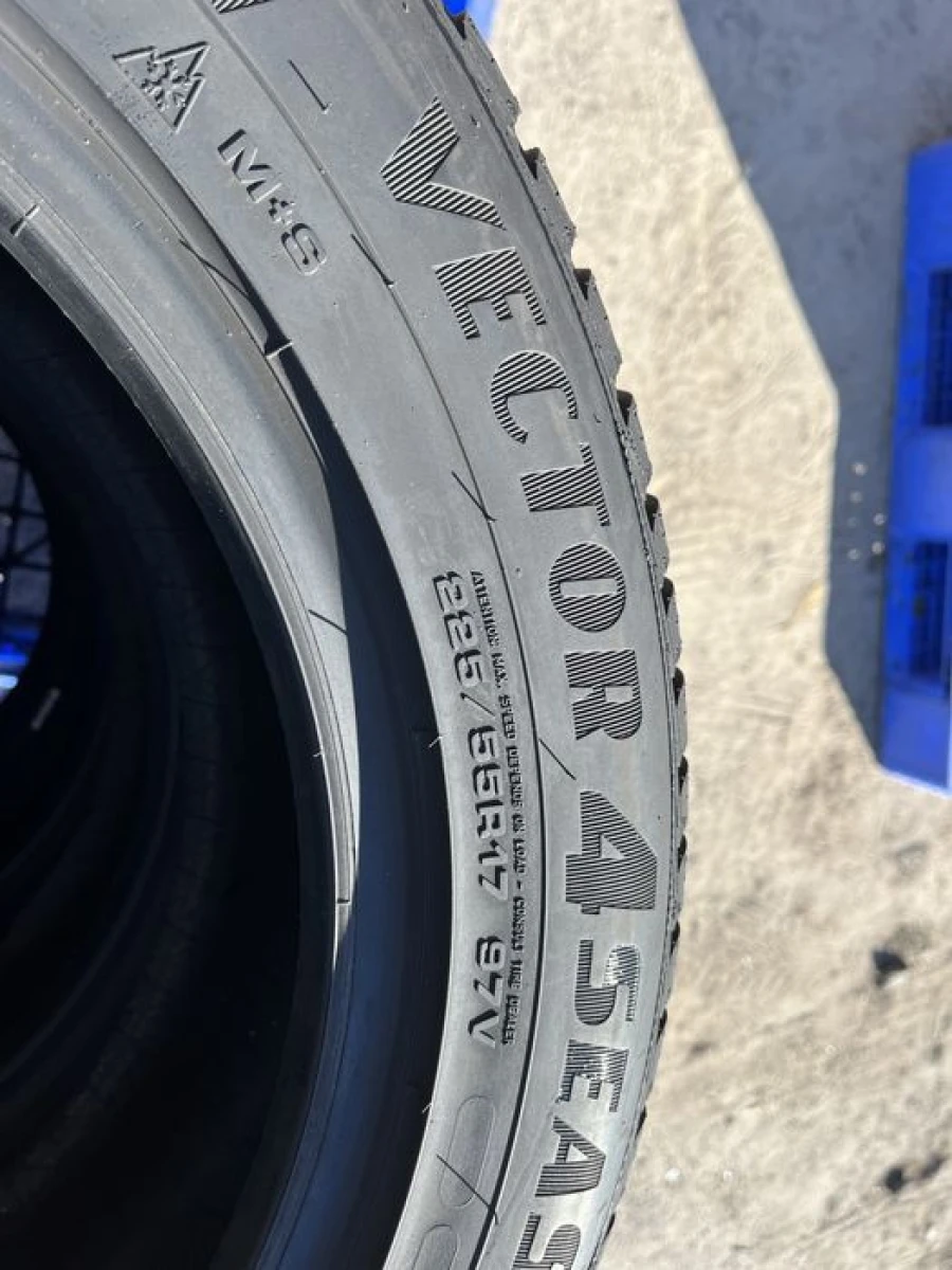 225/55 r17 Goodyear Vector 4Season Резина всесезоннная