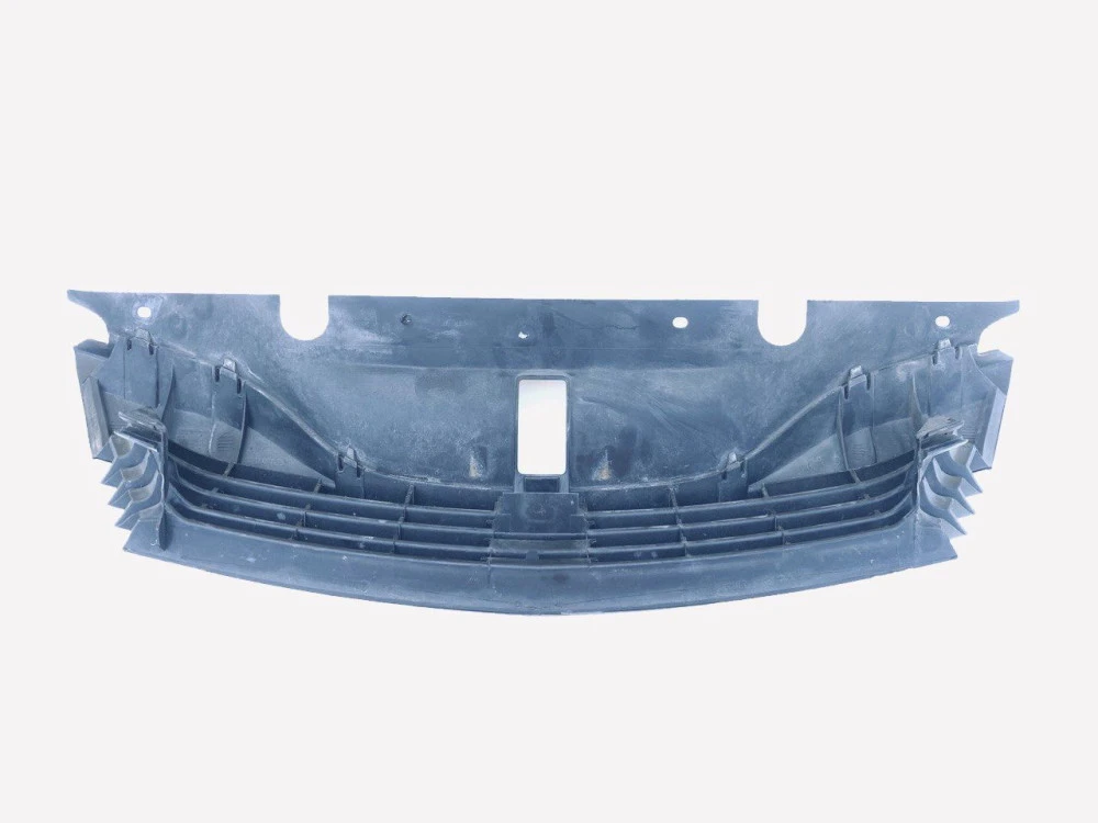 Решётка радиатора Renault Laguna II 82000125581