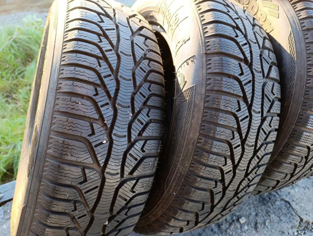 Зимові шини Kleber 195/65 R15 резина Р15
