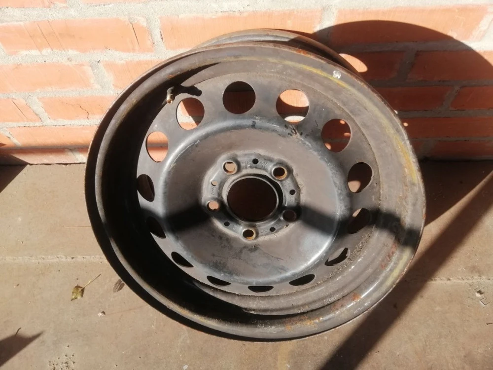 Запаска BMW 5x120 R16 7Jx16H2 ET31