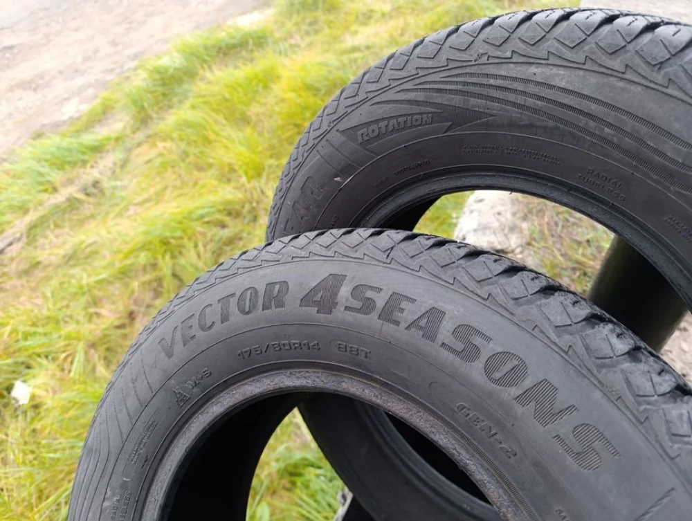 Всесезонні шини Goodyear 175/80 R14 резина Р14