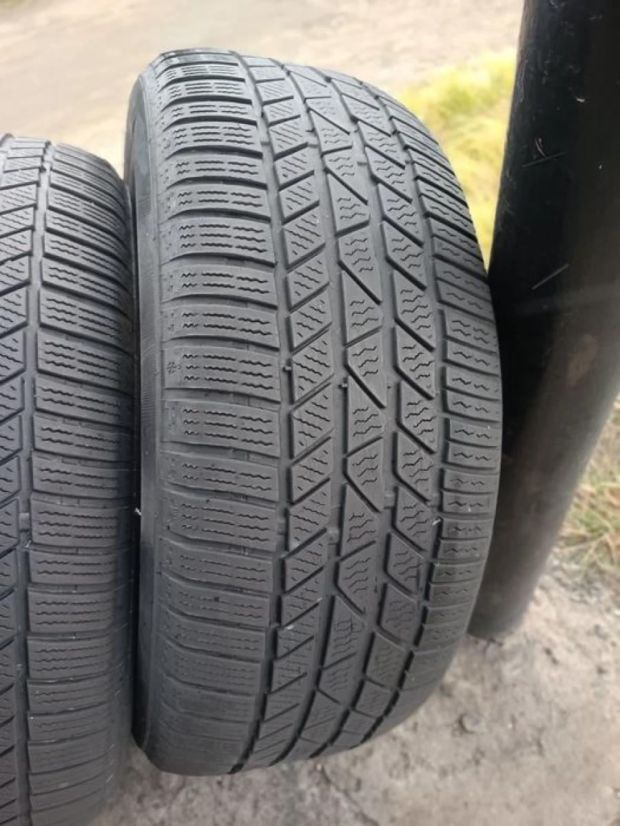 Зимові шини Continental 235/55 R17 резина Р17