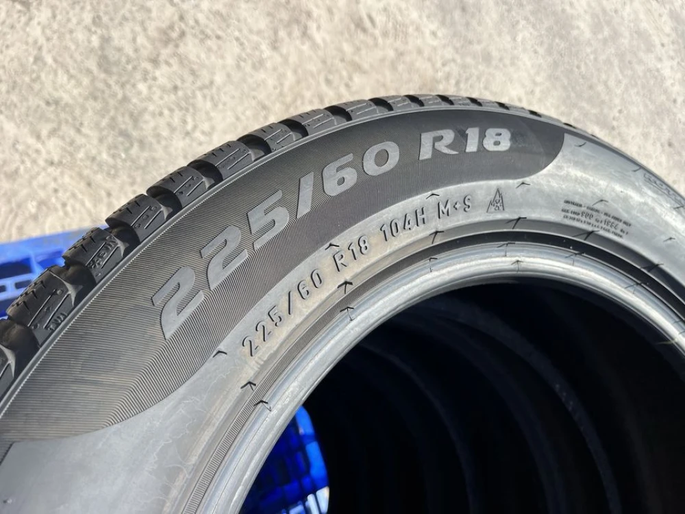 225/60 r18 Pirelli Sottozero 3 wnter Резина зимняя