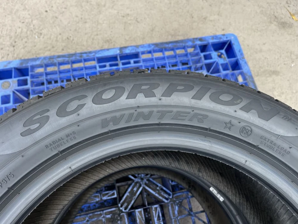 255/55 r18 Pirelli Scorpion Winter RSC Резина зимняя