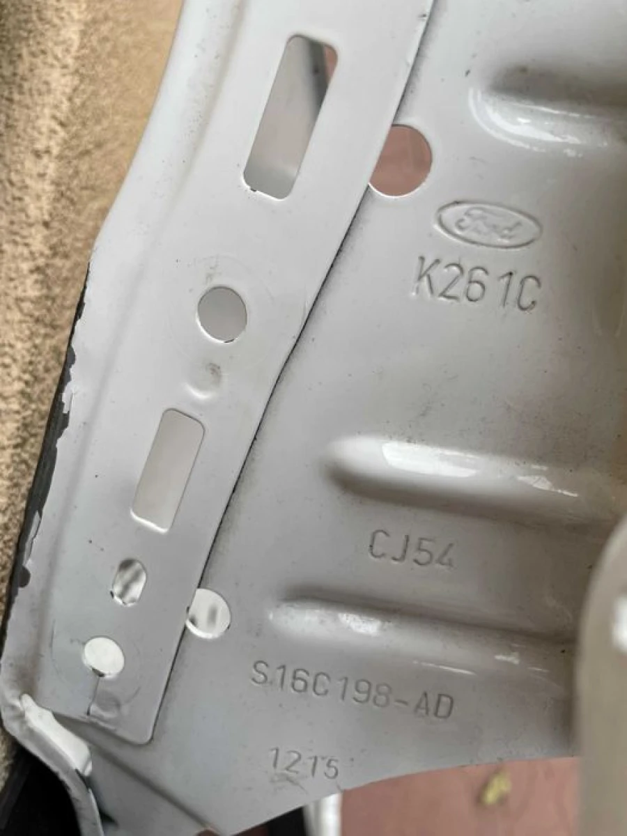 Крило праве Ford Kuga 2/Escape 3 2012-2019