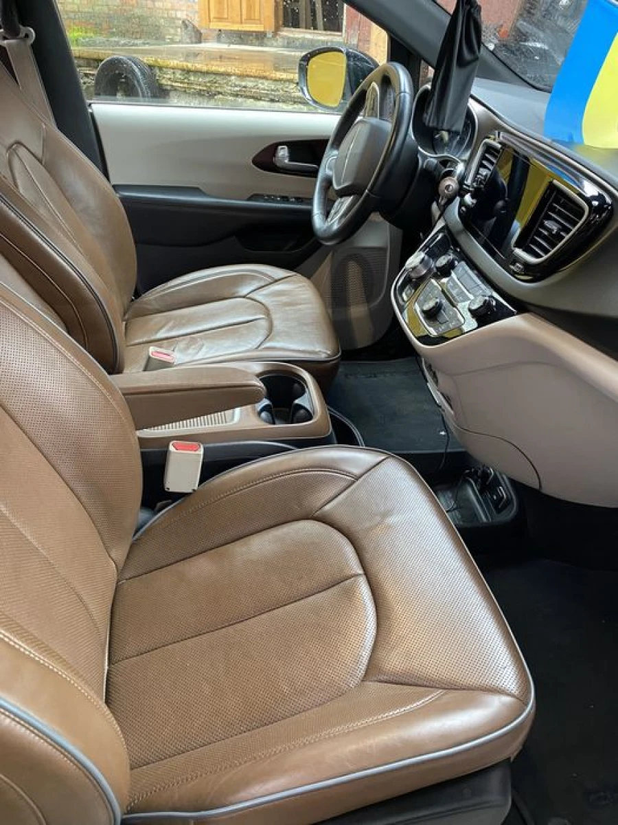 Фара LED Chrysler Pacifica Voyager