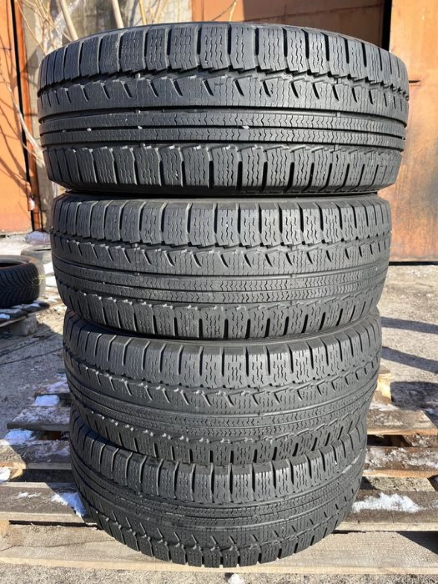 215/60 r17 Nokian WR C van Резина зимняя