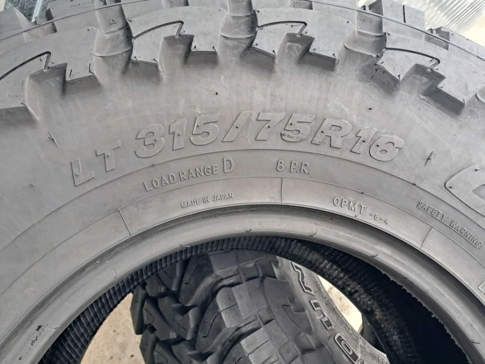 Резина 95% (13мм) протектор Toyo 315/75 R16 Open Country MT