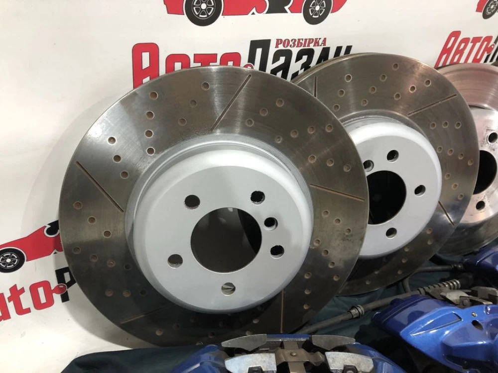 Гальма М packet, супорта bmw f30 f32 brembo, тормоза передні