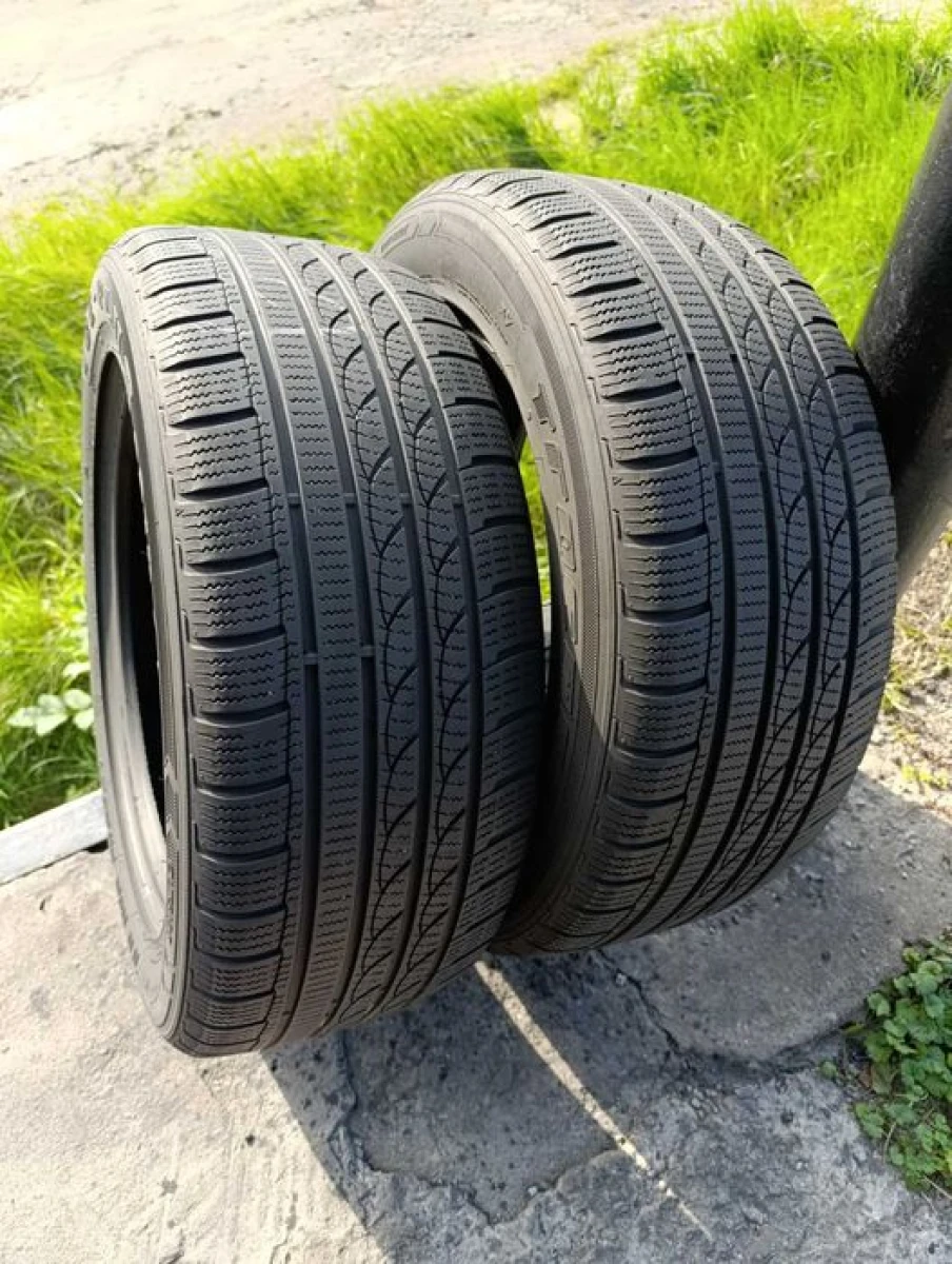 Зимові шини Tracmax 215/55 R16 резина Р16