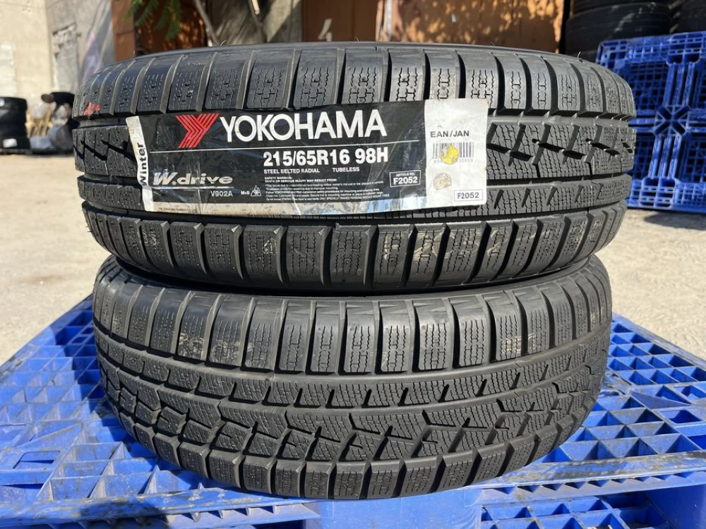 215/65 r16 Yokohama W.Drive НОВАЯ Резина зимняя