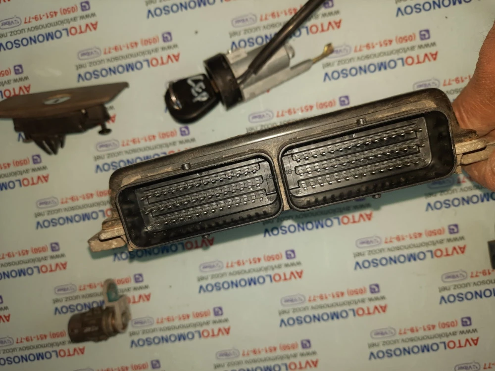 ЭБУ Электронный блок управления двигателя Chevrolet Tacuma 1.6 96487150 s010016037