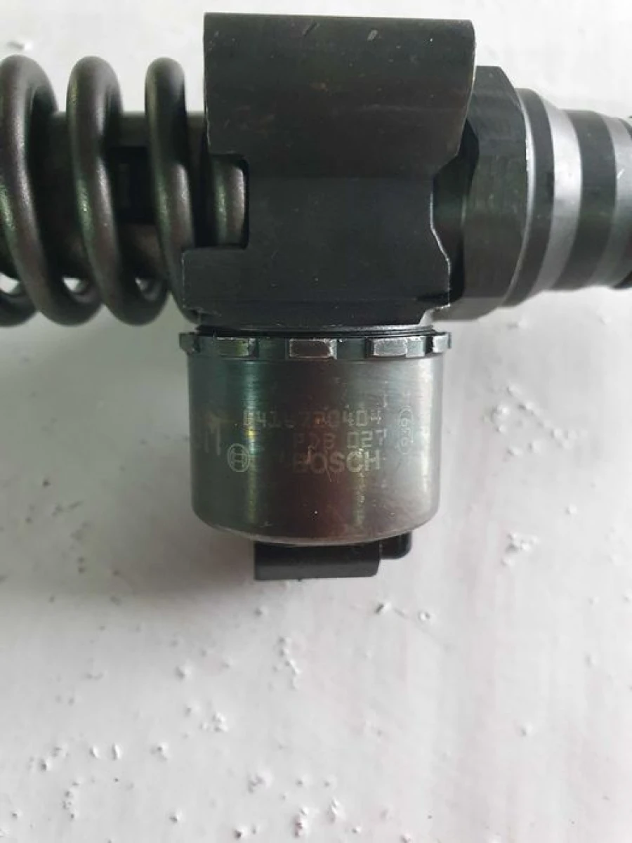 Насос форсунки Volkswagen Golf 5 2.0 0414720404 форсунки