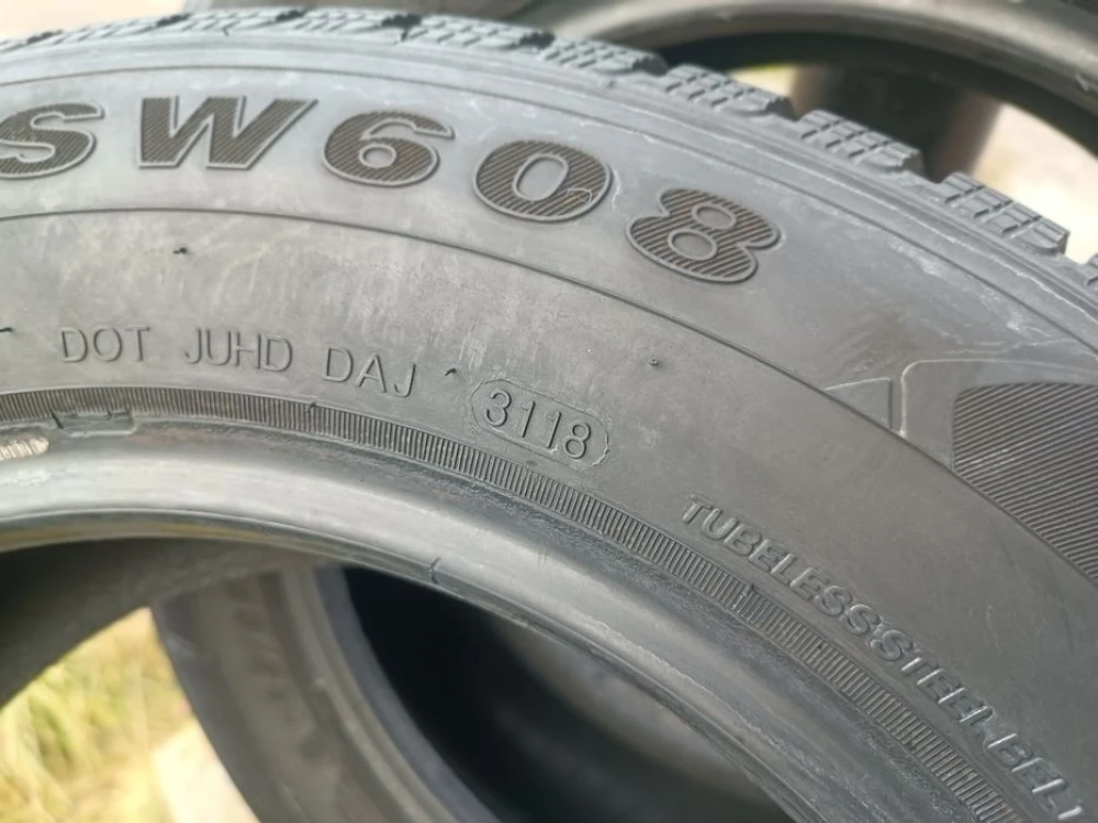 Зимові шини Goodride 195/65 R15 резина Р15