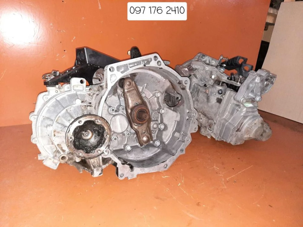 Коробка передач КПП Caddy Golf Passat Skoda Audi Volkswagen BLS 1.9