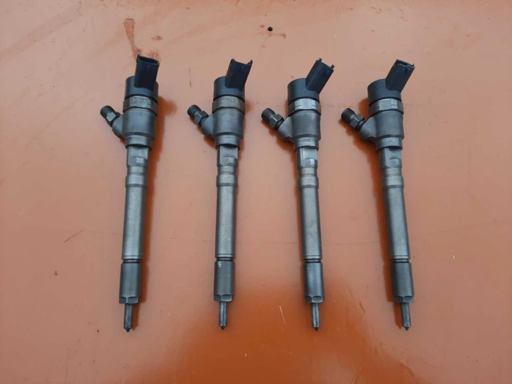 Форсунки 2.0 Hyundai Tucson Kia Cerato 0445110064 Санта Фе 0445110126