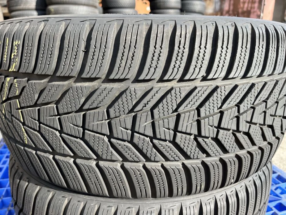 235/35 r19 Hankook Winter I*Cept evo3 Резина зимняя