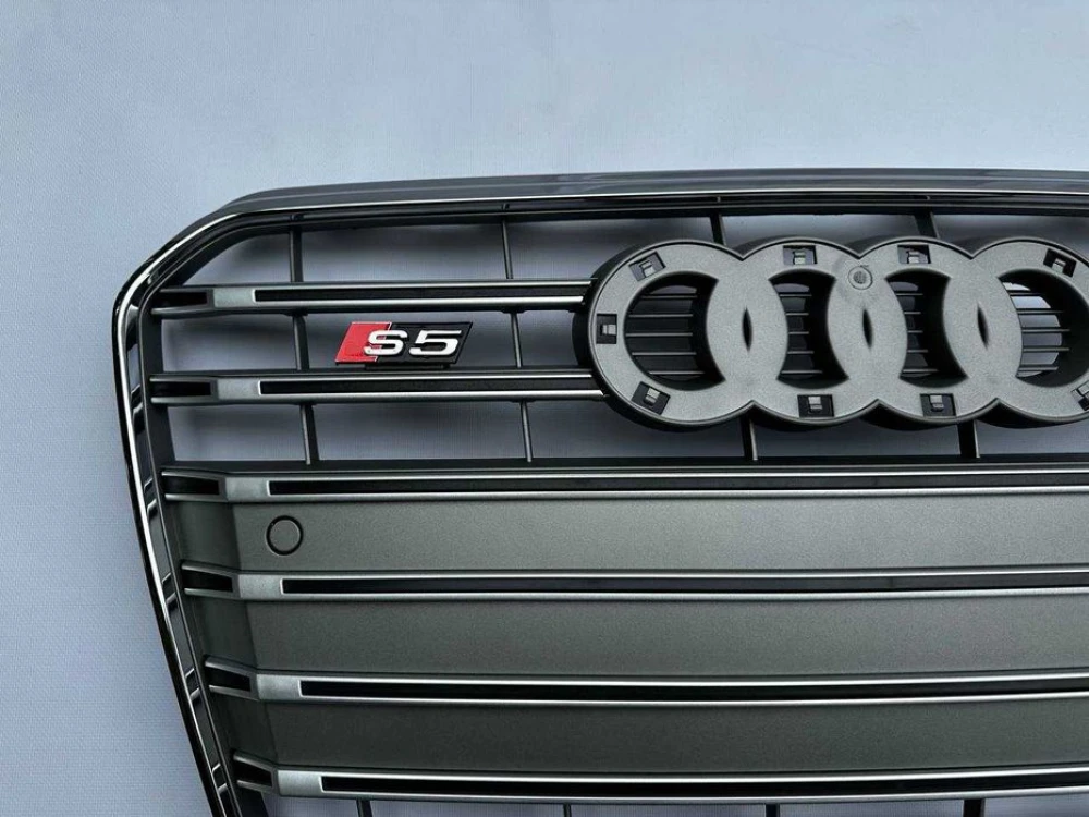 Решетка радиатора Audi A5 8T (12-16) тюнинг решітка стиль S5