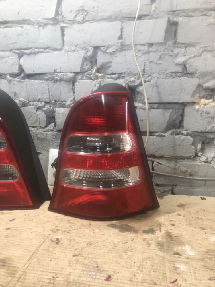 Задні фонарі Стопи Фари комплект Mercedes w168 a140 a160 a170 a klas
