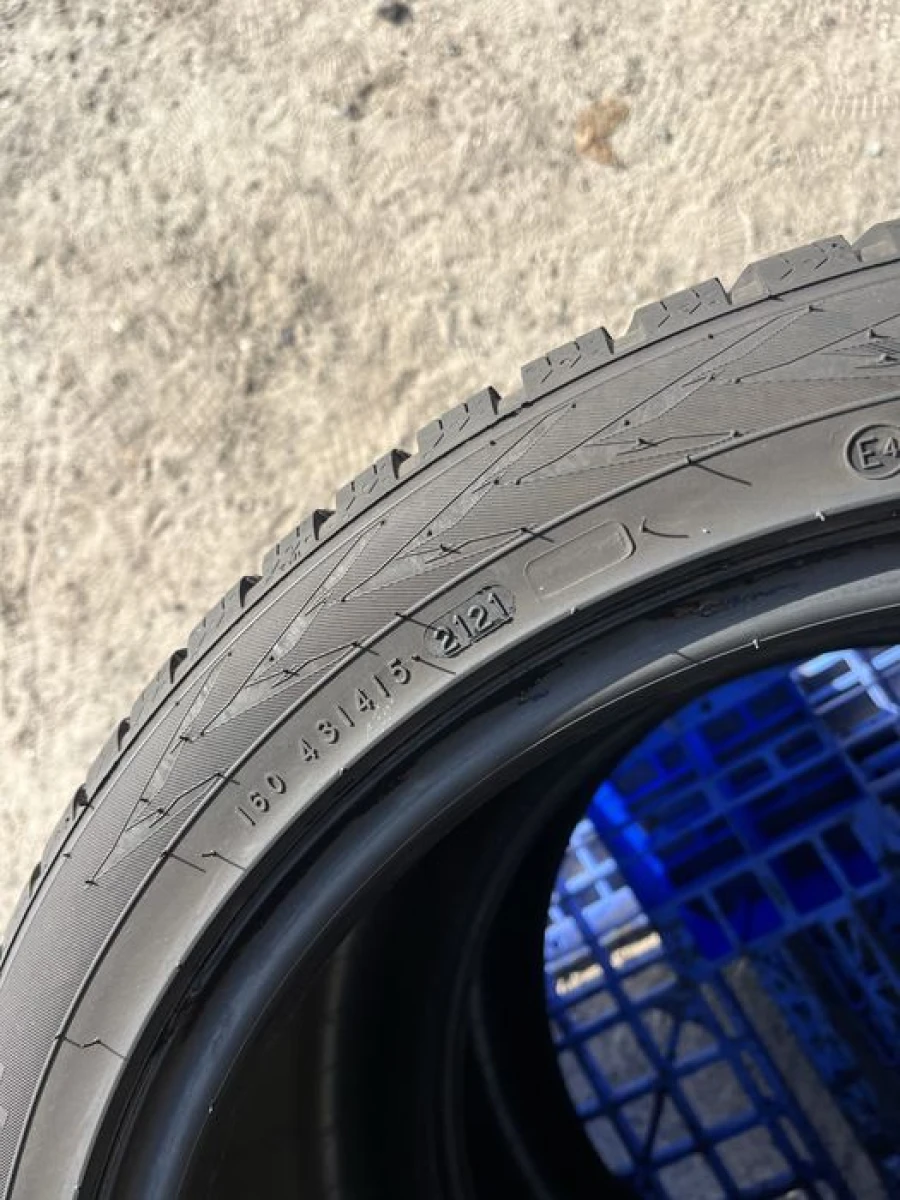 255/40 r19 Nokian SeasonProof 95% Резина всесезонная