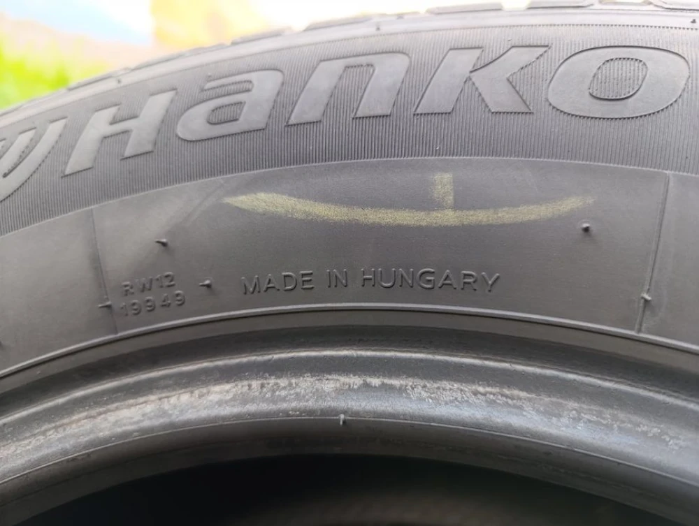 Зимові шини Hankook 225/65 R16C