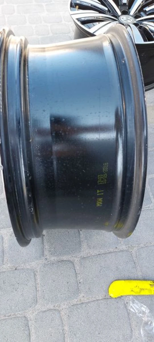 Диски VW Touareg R19 5x112 8,5J ET28  Audi Q7 Туарег Atlas E Tron