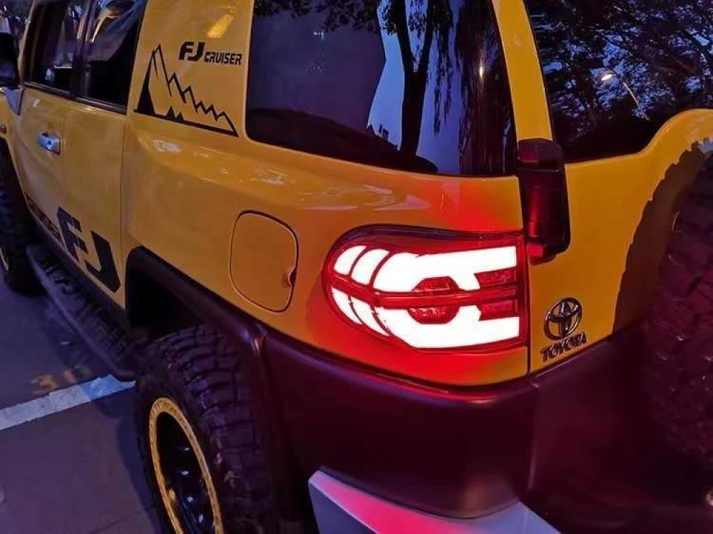 Фонари Toyota FJ Cruiser тюнинг Full led оптика