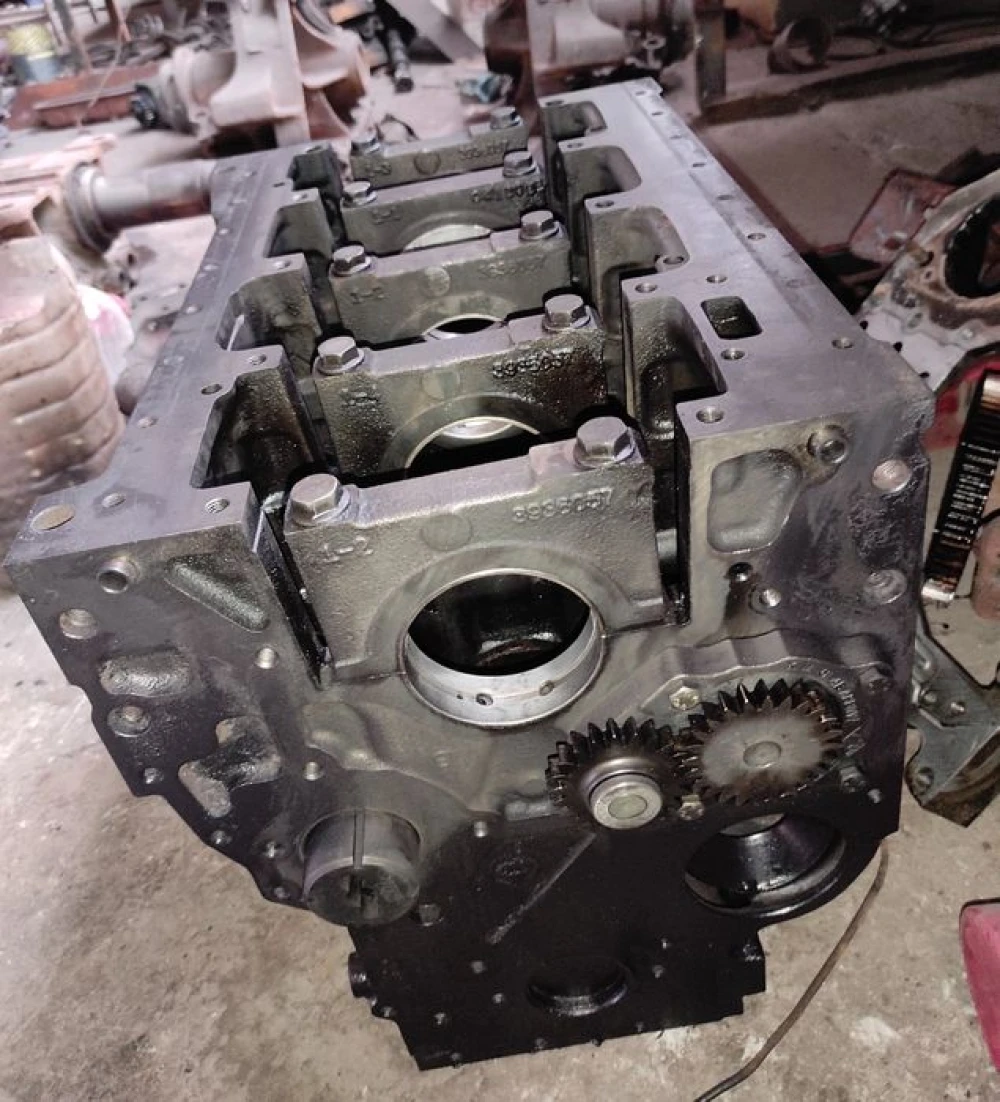 Блок двигуна КамАЗ 4308 євро Cummins Каммінс ISBe 185-30 / 4ISBe 4BT