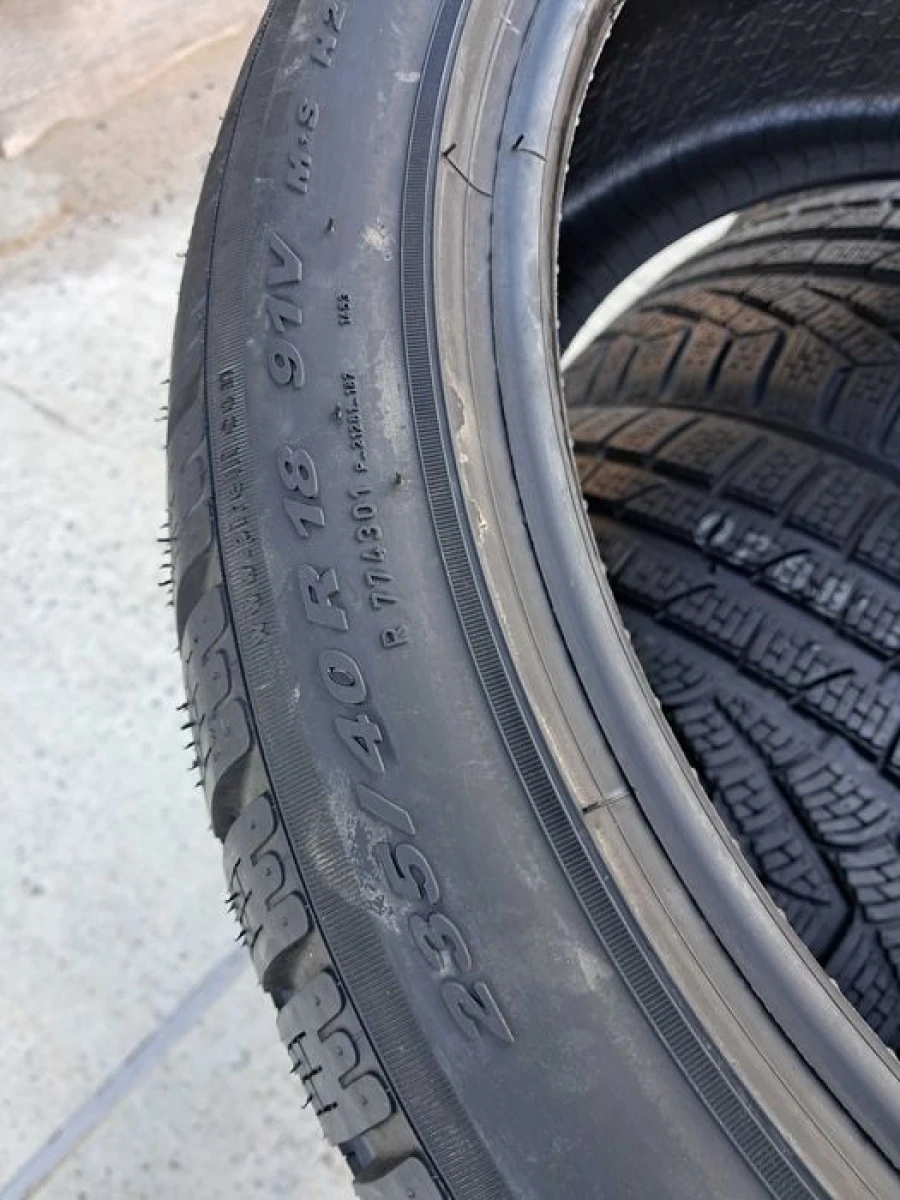 Резина зима НОВА Pirelli 235/40 R18 sottozero winter 240 serie II