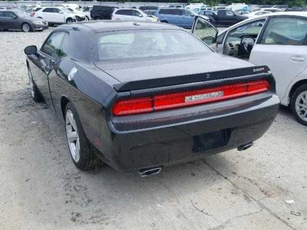 Dodge Challenger Srt-8 6.1L кузов
