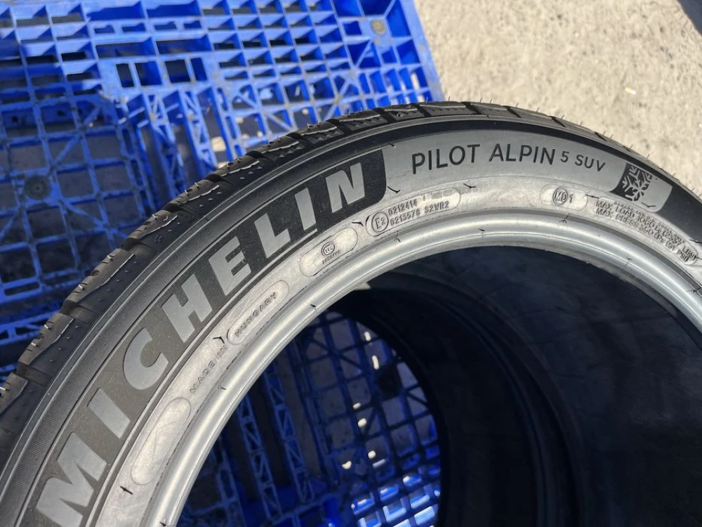 295/40 r20 Michelin Pilot Alpin 5 Резина зимняя