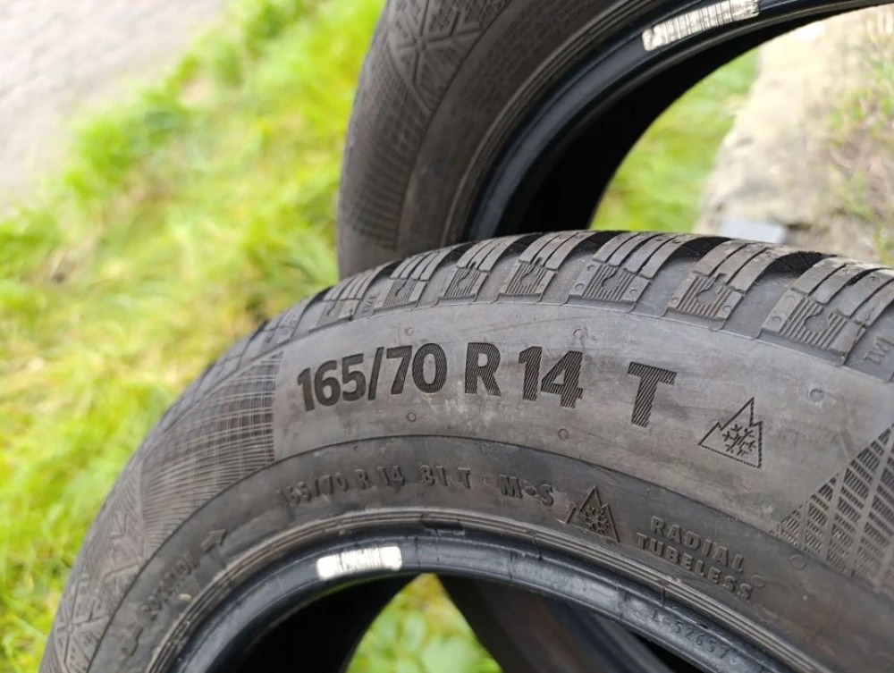 Практично нові зимові шини Continental 165/70 R14 резина Р14