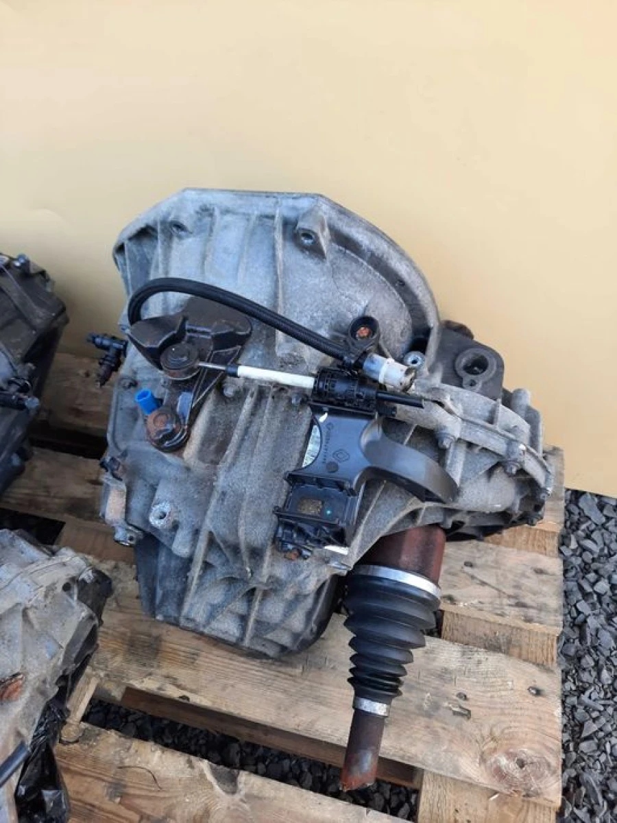 Коробка передач МКПП Рено 2.3DCI Master, Movano, Vivaro, Primastar III