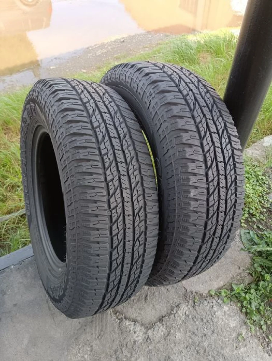 Шини Yokohama A/T 255/70 R18 резина R18