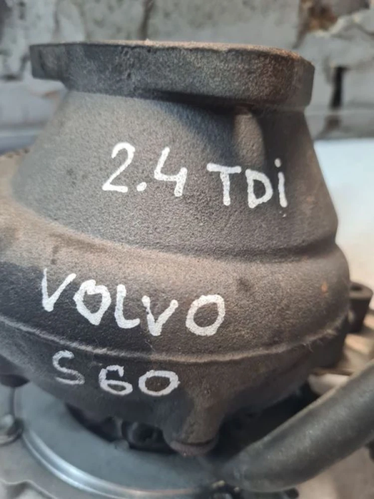 Турбіна Турбина Volvo S60 S70 S80 XC70 XC90 2.4TDI Вольво 3653146