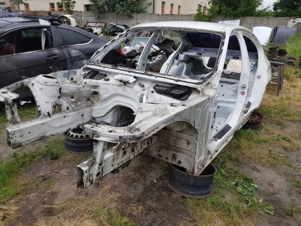 Четверть крыло лонжерон BMW 3 F30 F31