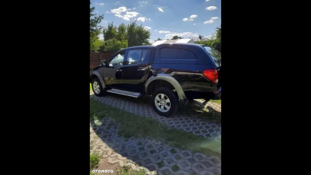 автозапчастини кузовні для Mitsubishi L200