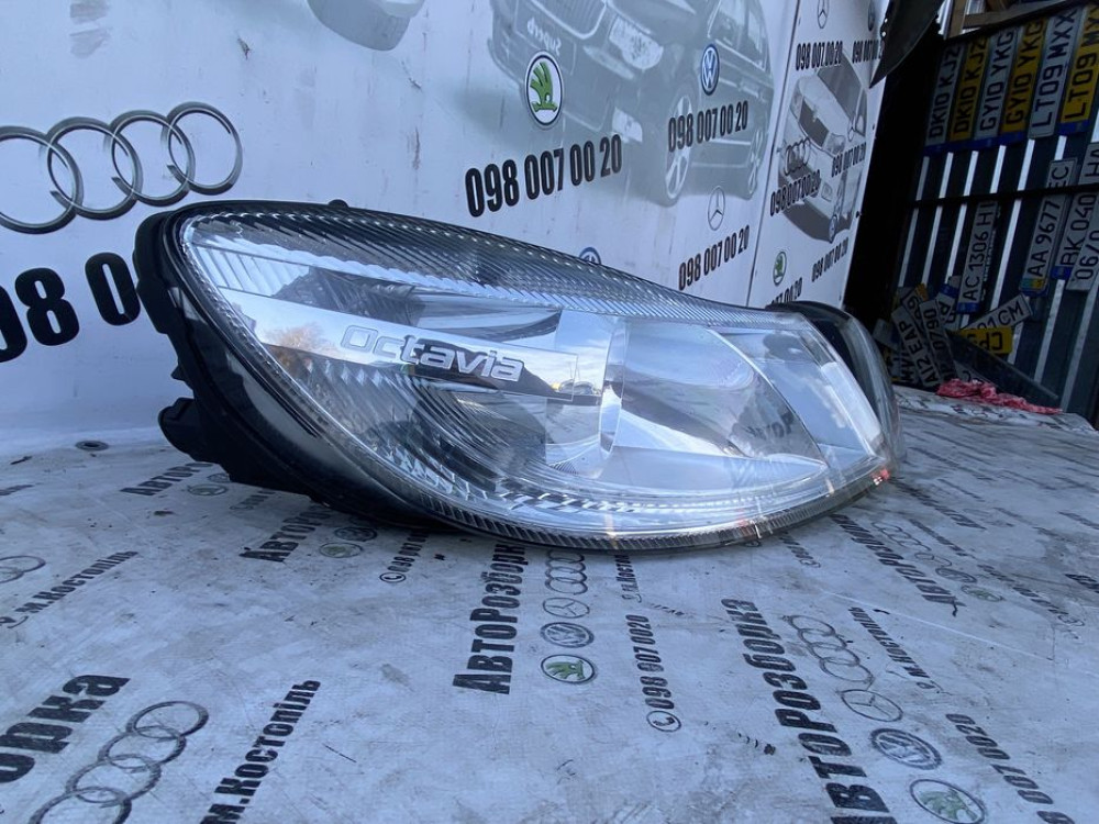 Фари Фара Skoda Oktavia A5 FL Шкода Октавія А5 фл