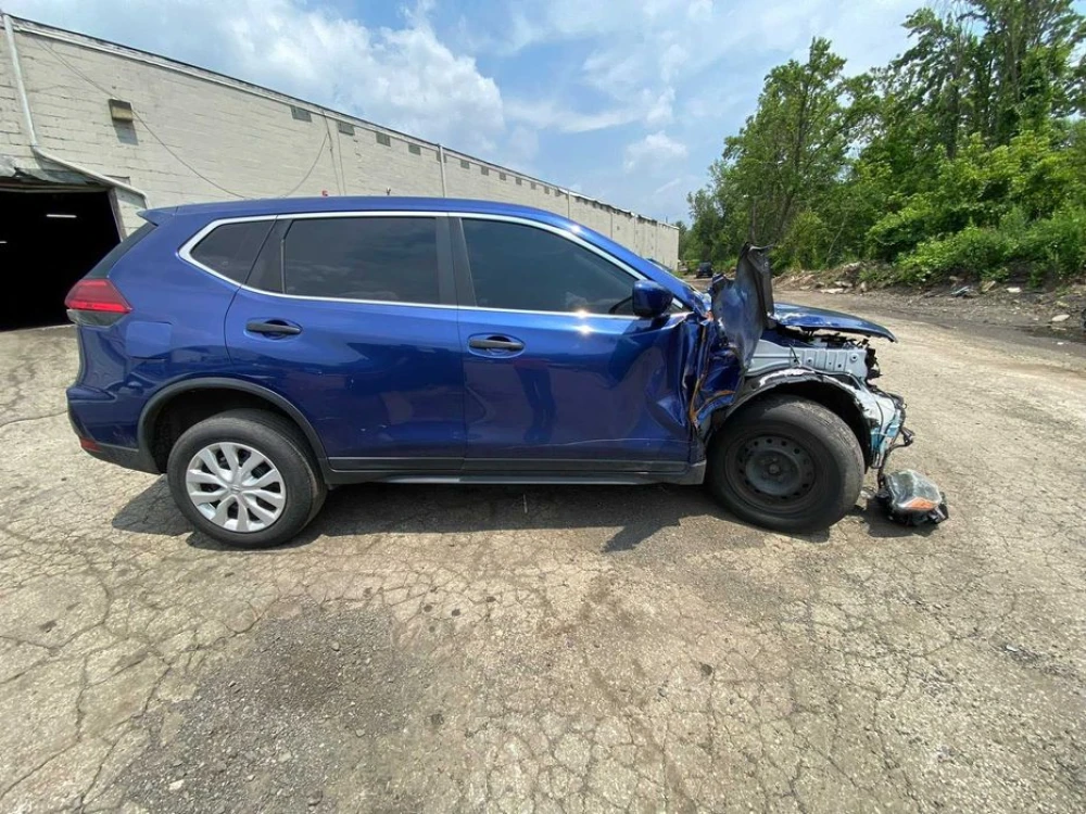 Nissan Rogue Т32 2017 г. зеркало боковое стекло двери глухое форточка