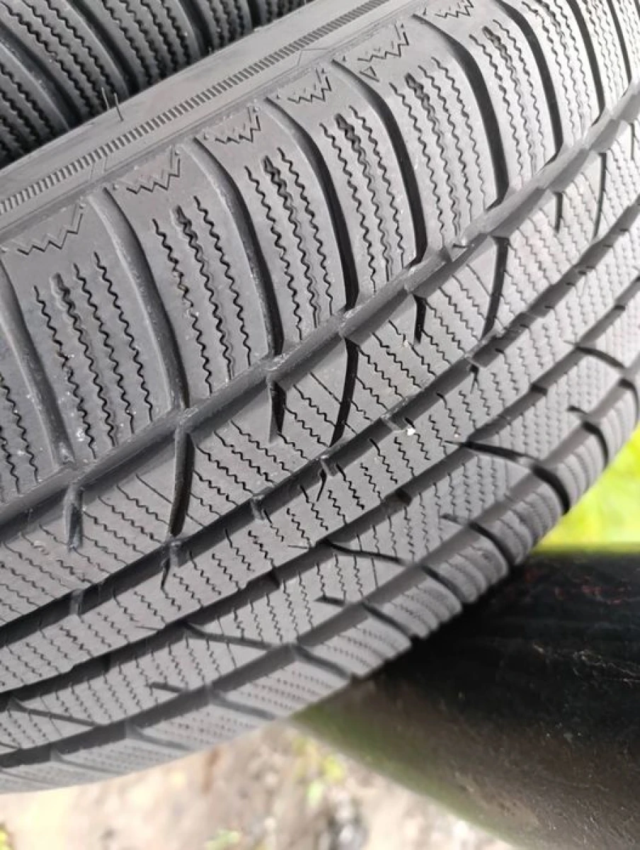 Майже нові зимові шини Zeetex 195/65 R15 резина Р15