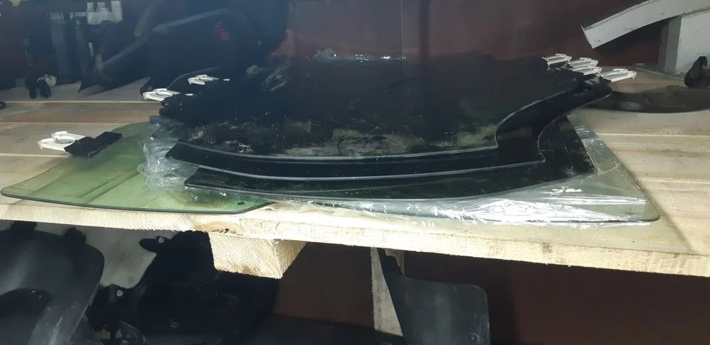 джип чероки кл стекло двери jeep cherokee kl