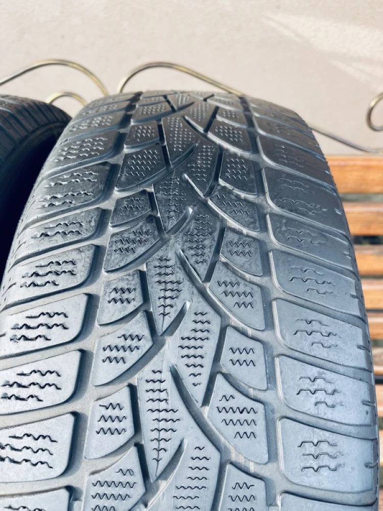 Пара шин 235/55 R18 Dunlop