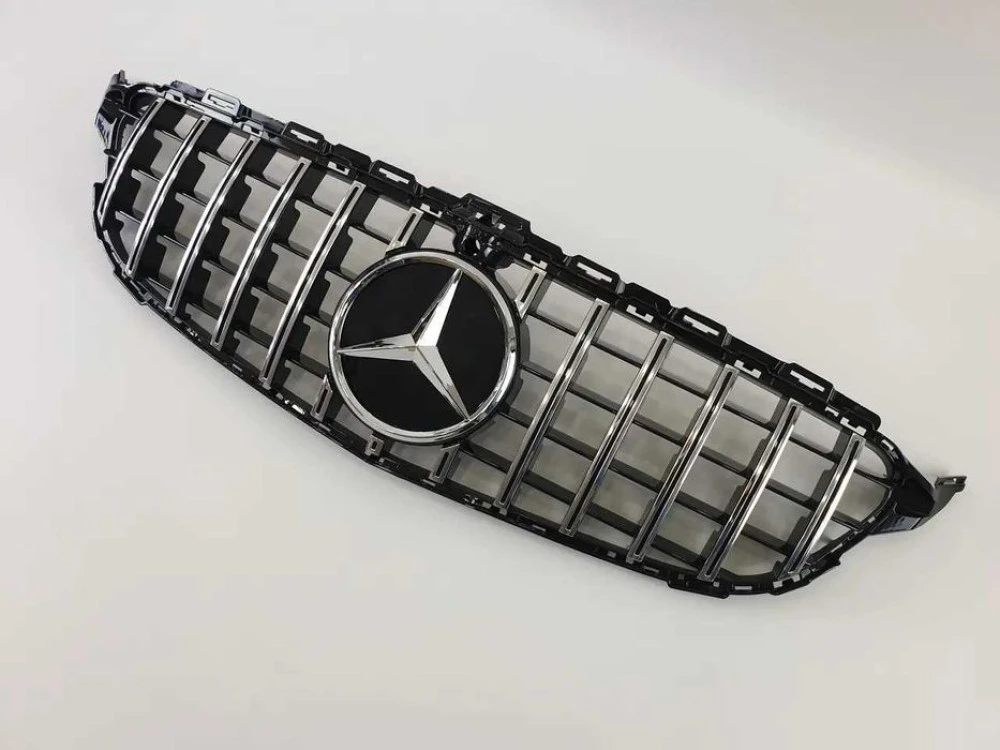 Решетка mercedes C W205 2019-2021г.GTстиль (chrome Black) с камерой