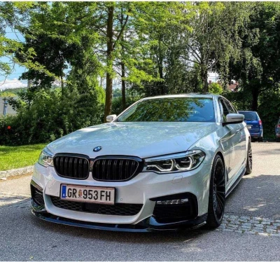 Губа BMW G30 M Sport тюнинг обвес юбка стиль Performance (черный глянц