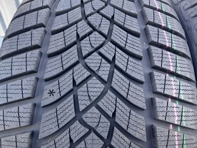 Резина зима НОВА Good Year 255/35 275/35 R21 Performance + TO Tesla Y